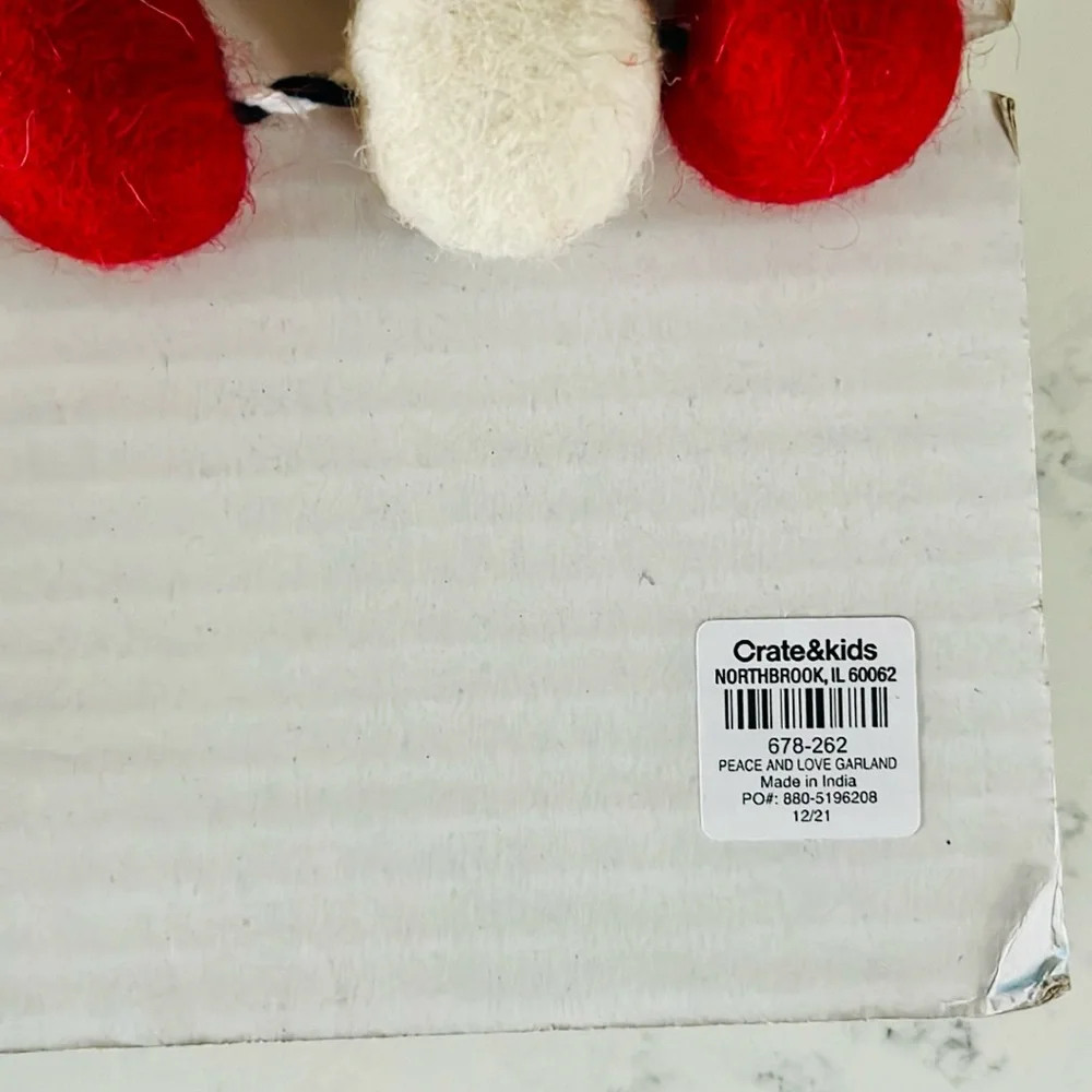 Crate&Barrel Peace and Love Felted Wool Garland